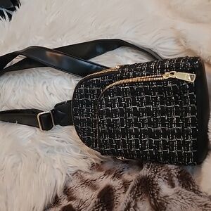 Inicat Mini Sling Bag